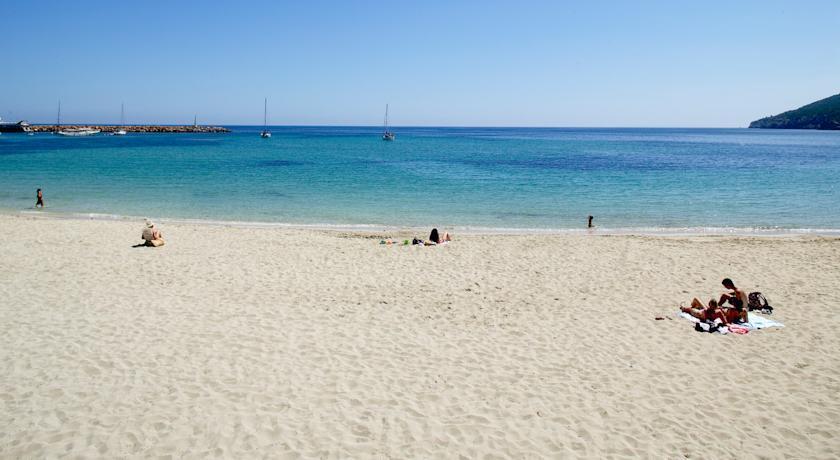 Apartamentos Bon Lloc Santa Eulària des Riu Kültér fotó