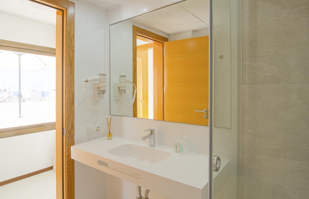Apartamentos Bon Lloc Santa Eulària des Riu Kültér fotó
