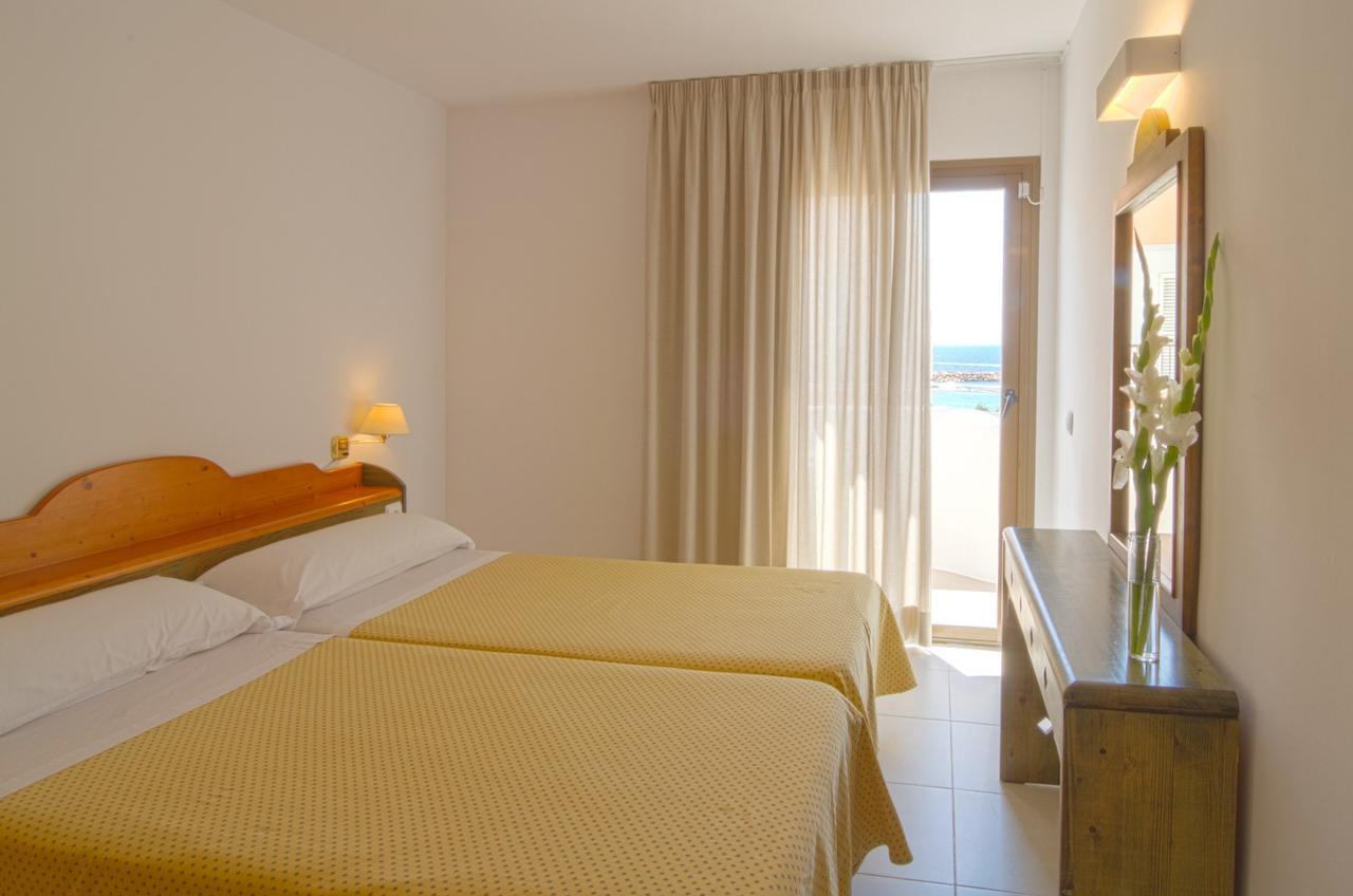 Apartamentos Bon Lloc Santa Eulària des Riu Kültér fotó