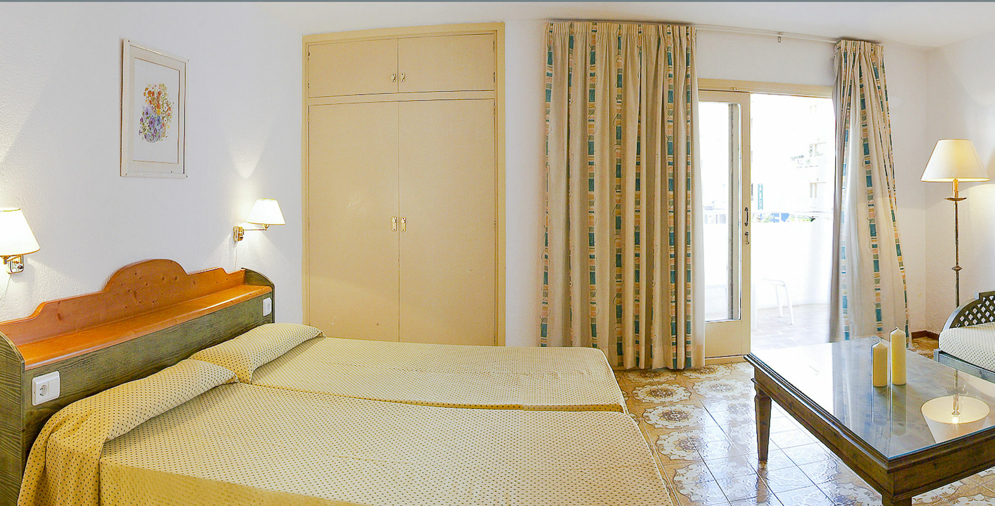 Apartamentos Bon Lloc Santa Eulària des Riu Kültér fotó