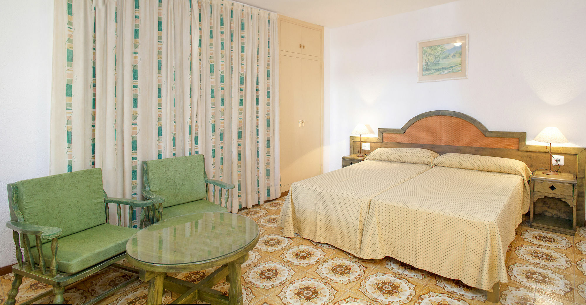 Apartamentos Bon Lloc Santa Eulària des Riu Kültér fotó
