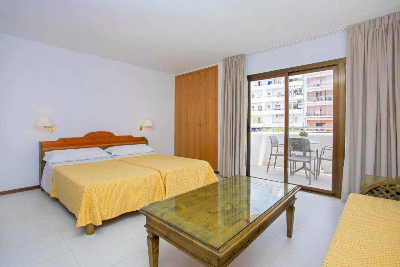 Apartamentos Bon Lloc Santa Eulària des Riu Kültér fotó